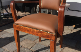Création de fauteuil du bureau sur-mesure en cuir